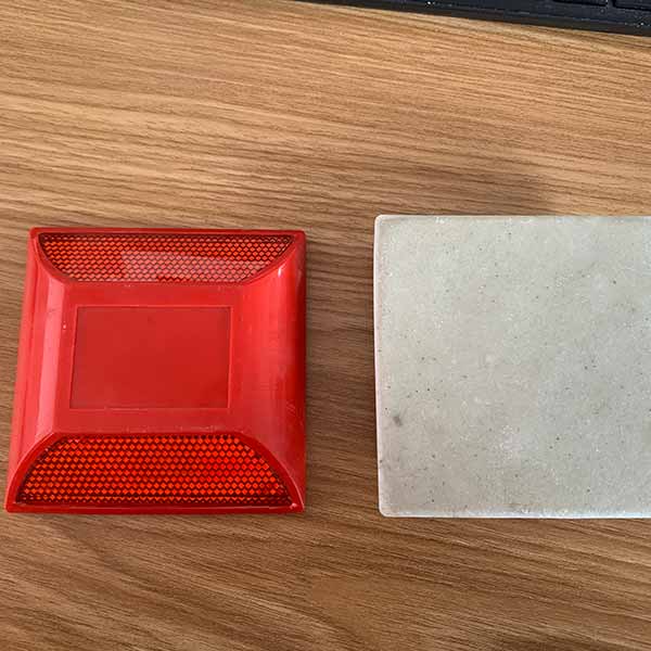 Waterproof Ceramic Solar road stud reflectors For Port